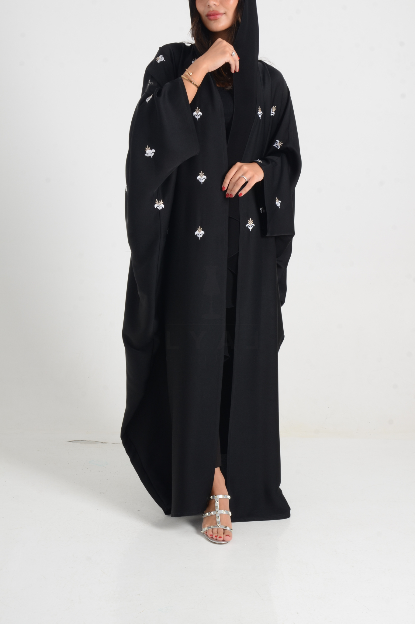 Abaya S175