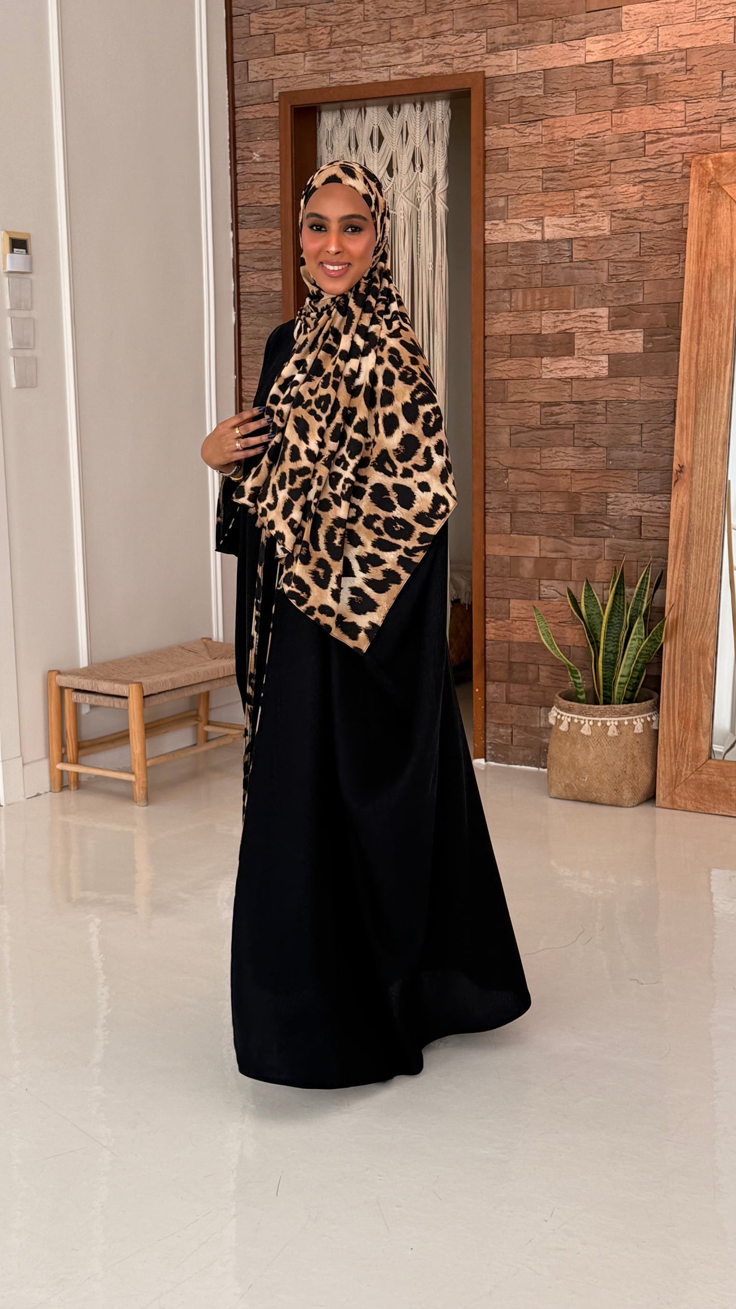 Abaya S231