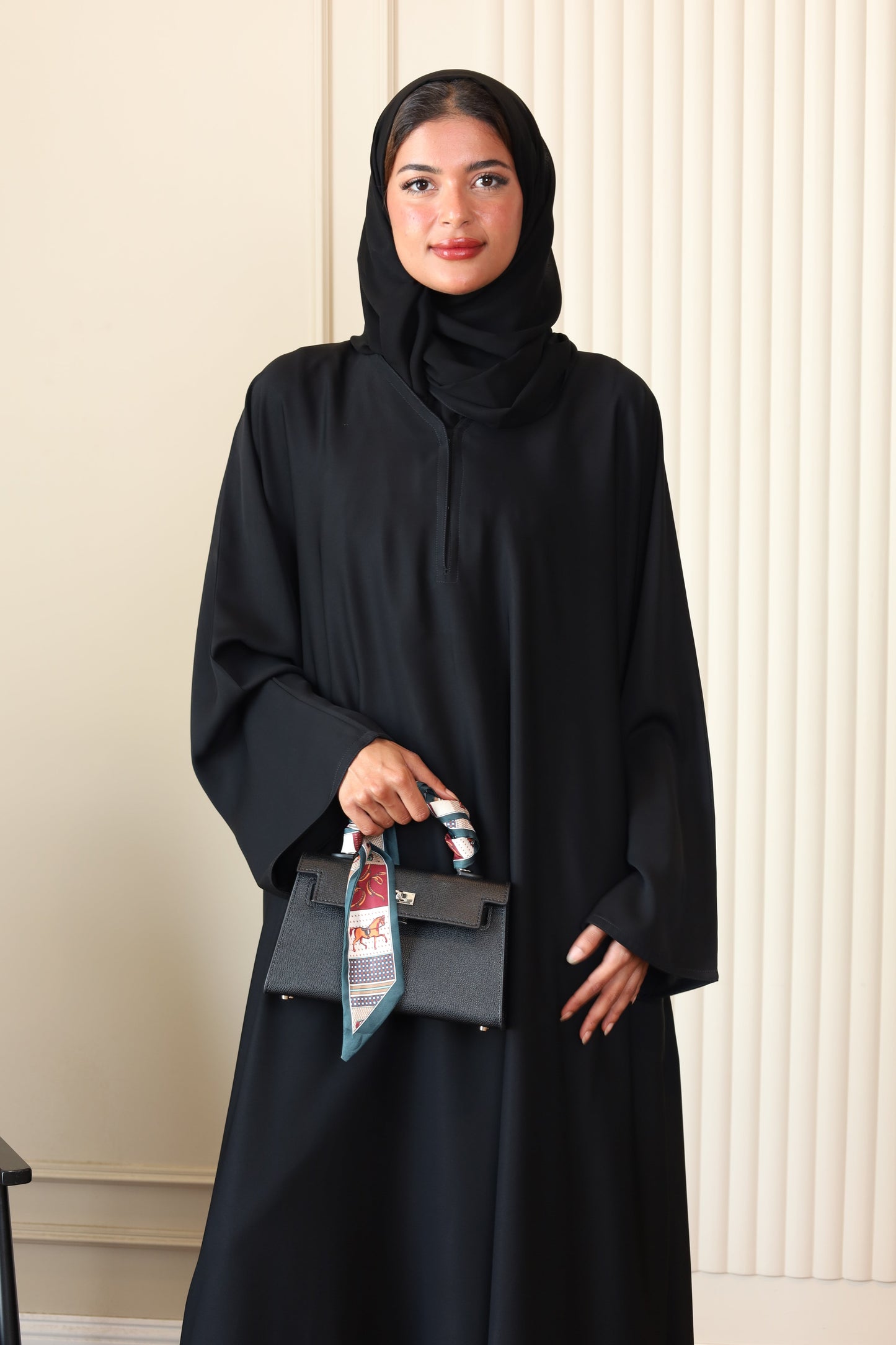Abaya S245