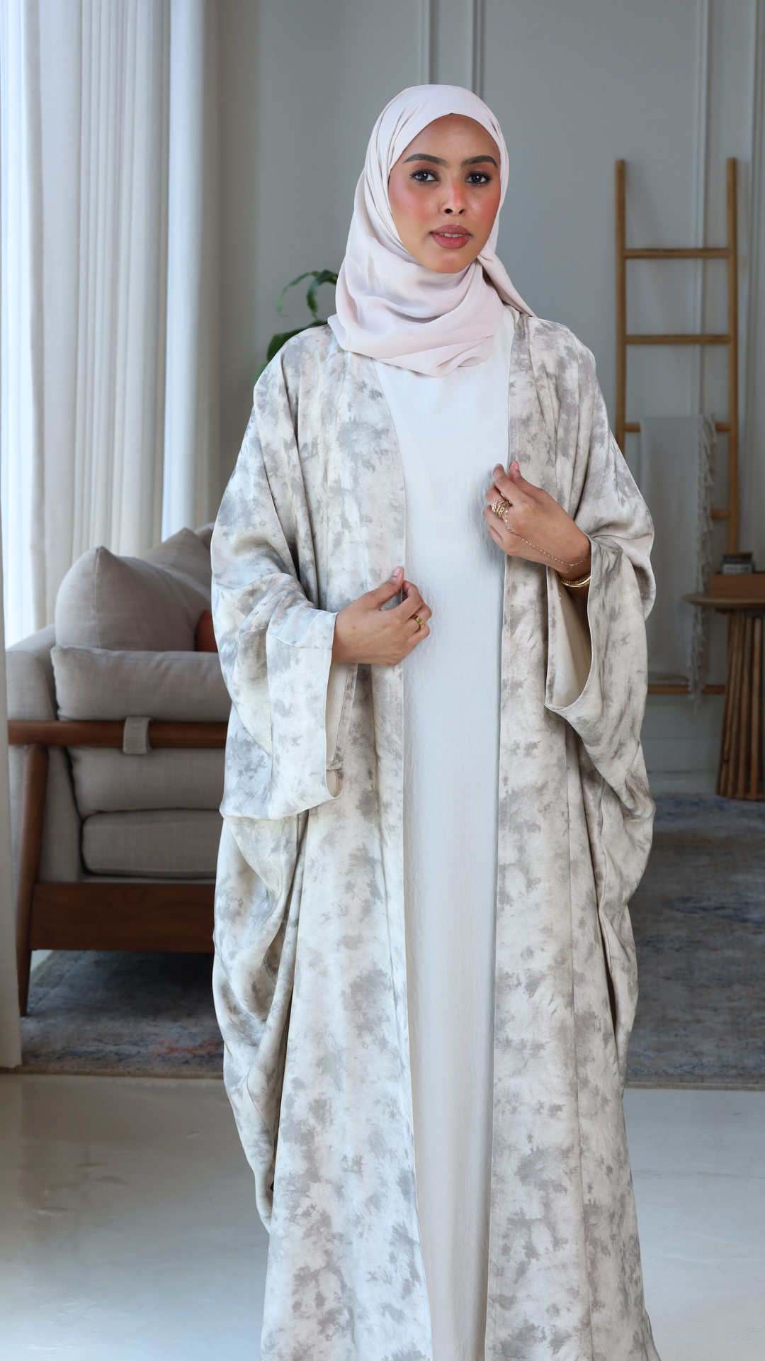 Abaya S268