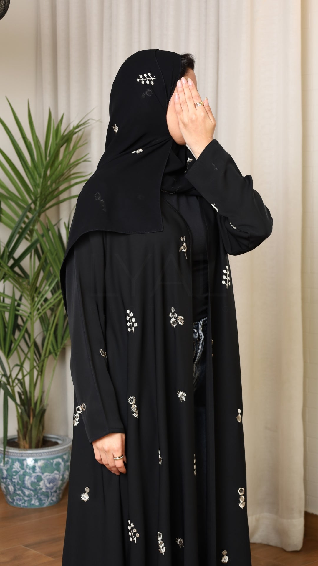 Abaya S305