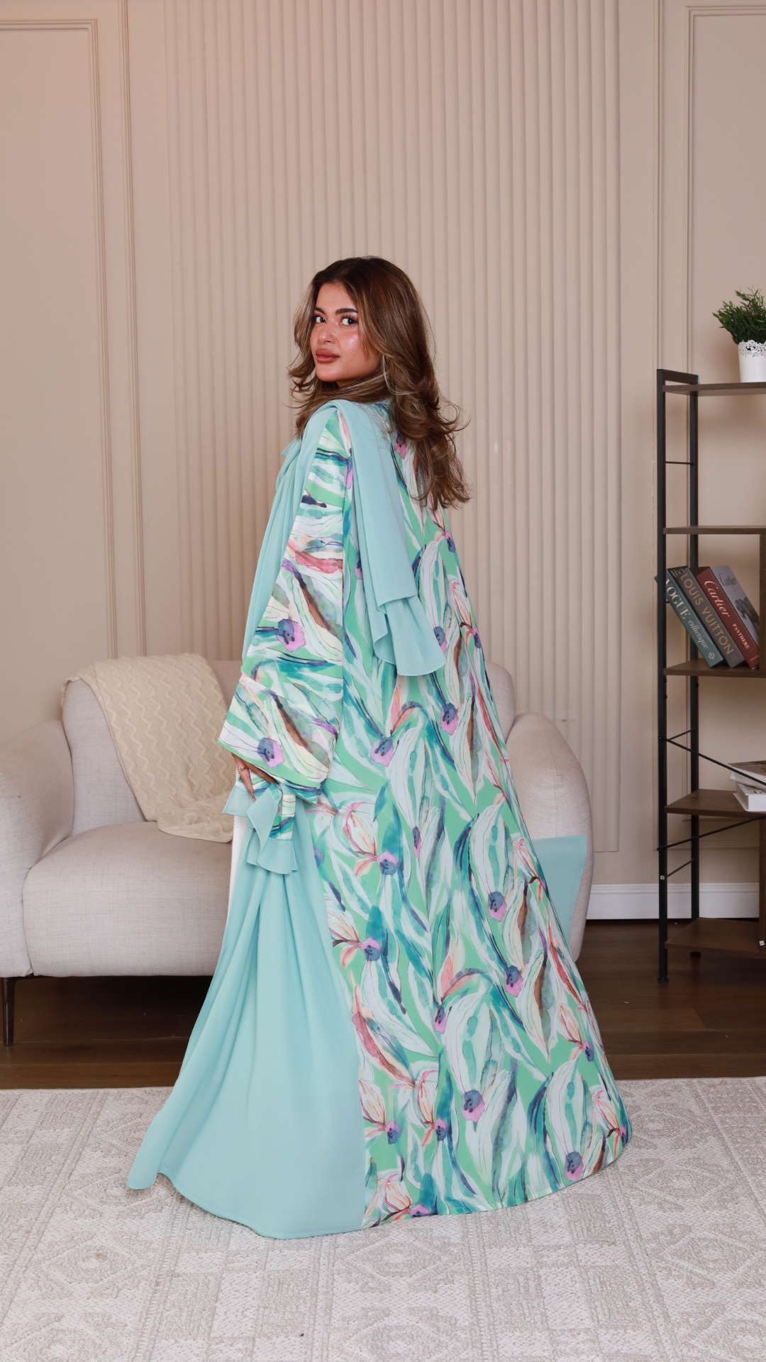 Abaya S322