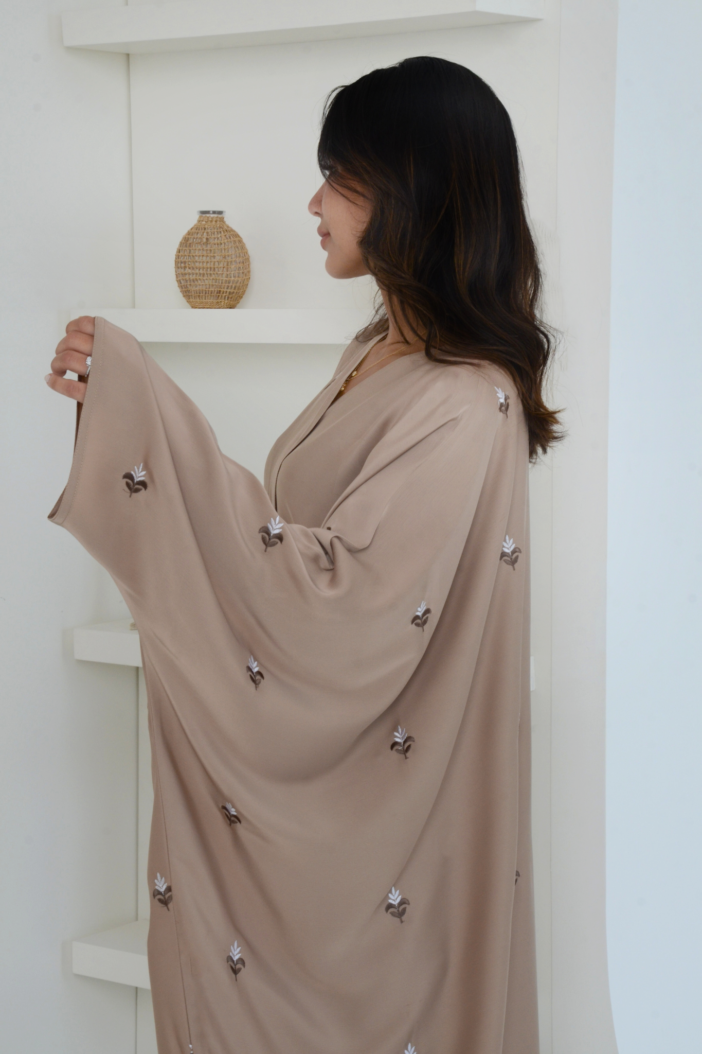 Abaya S175