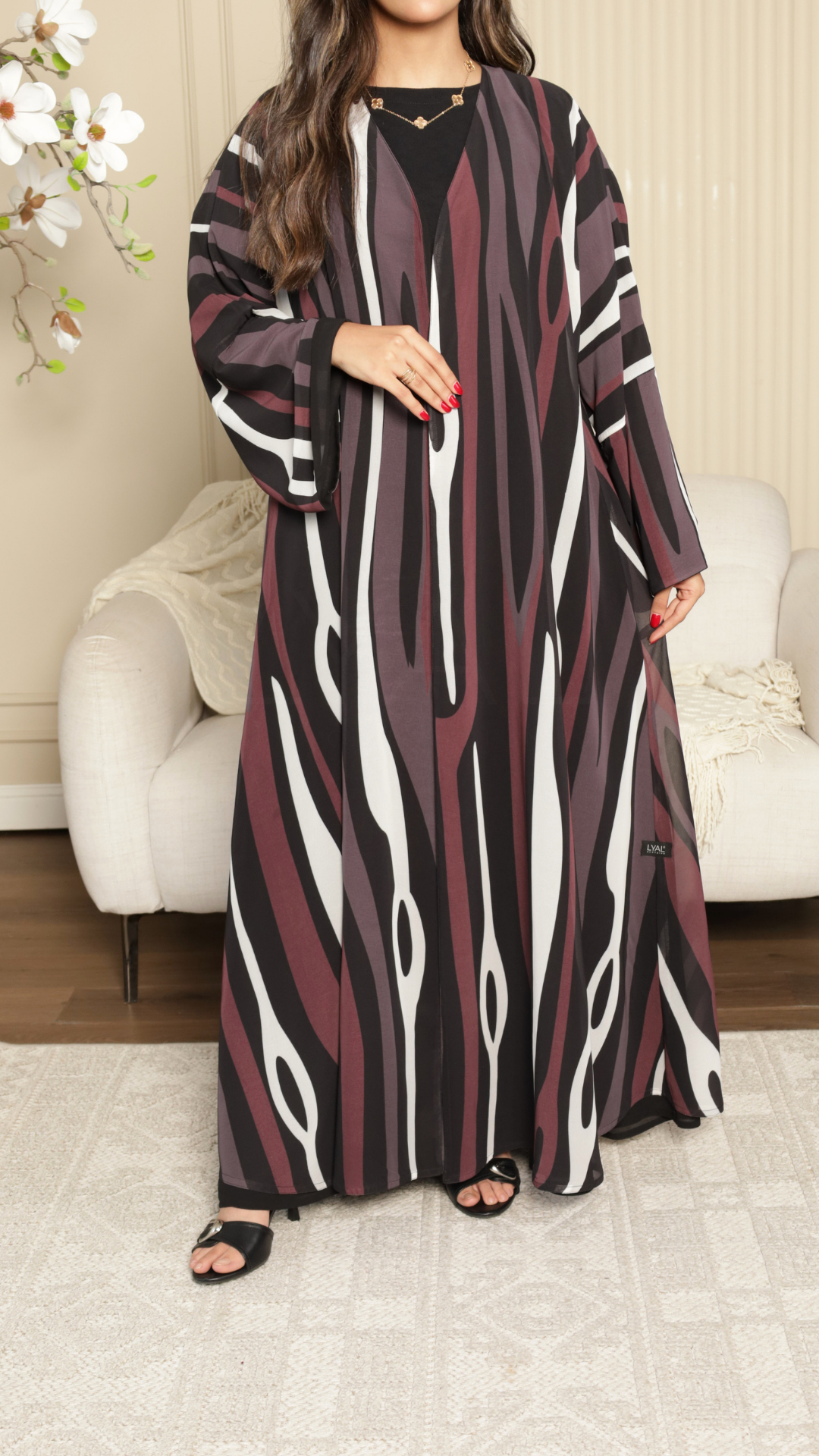 Abaya S329