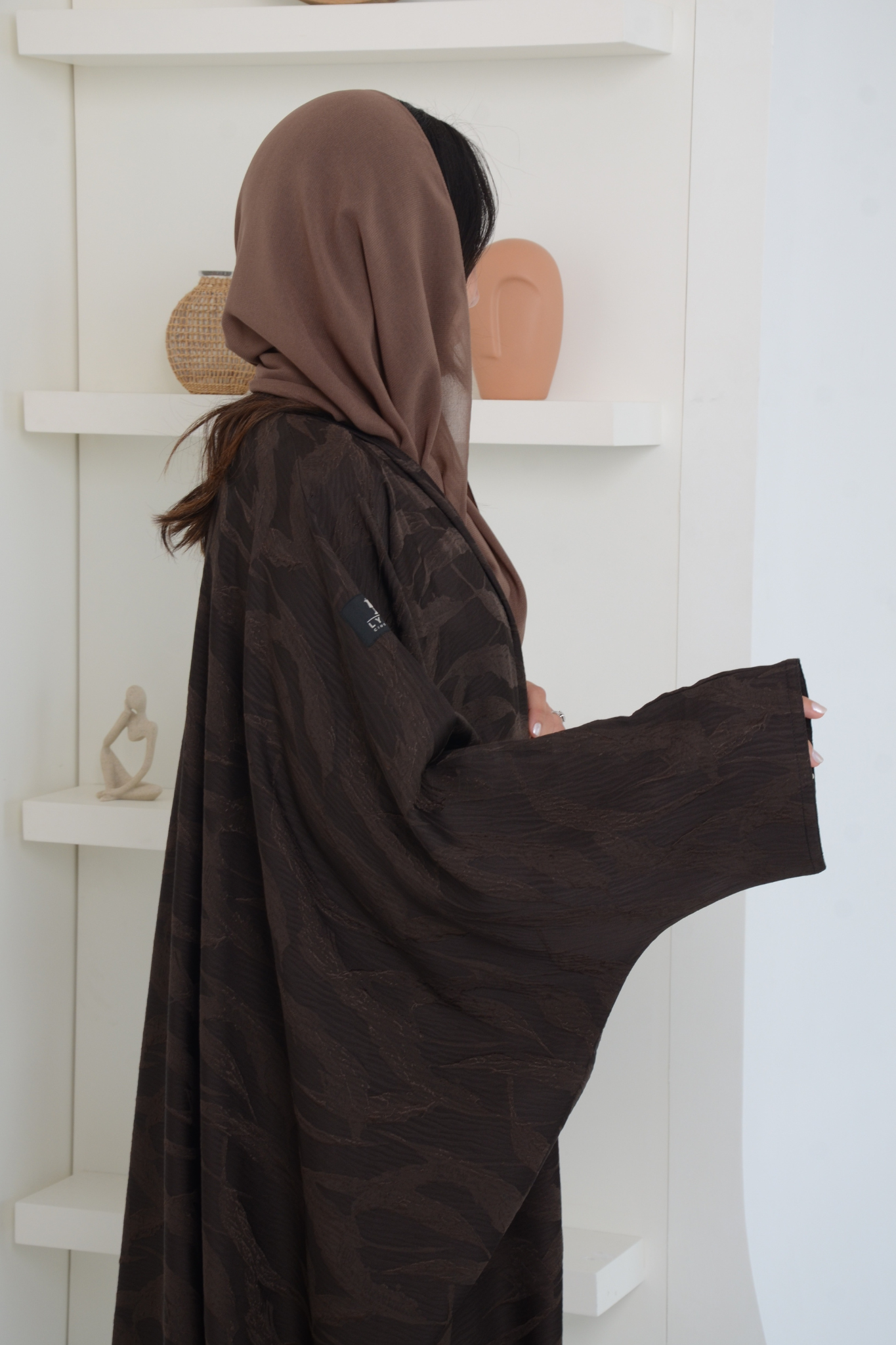 Abaya S172