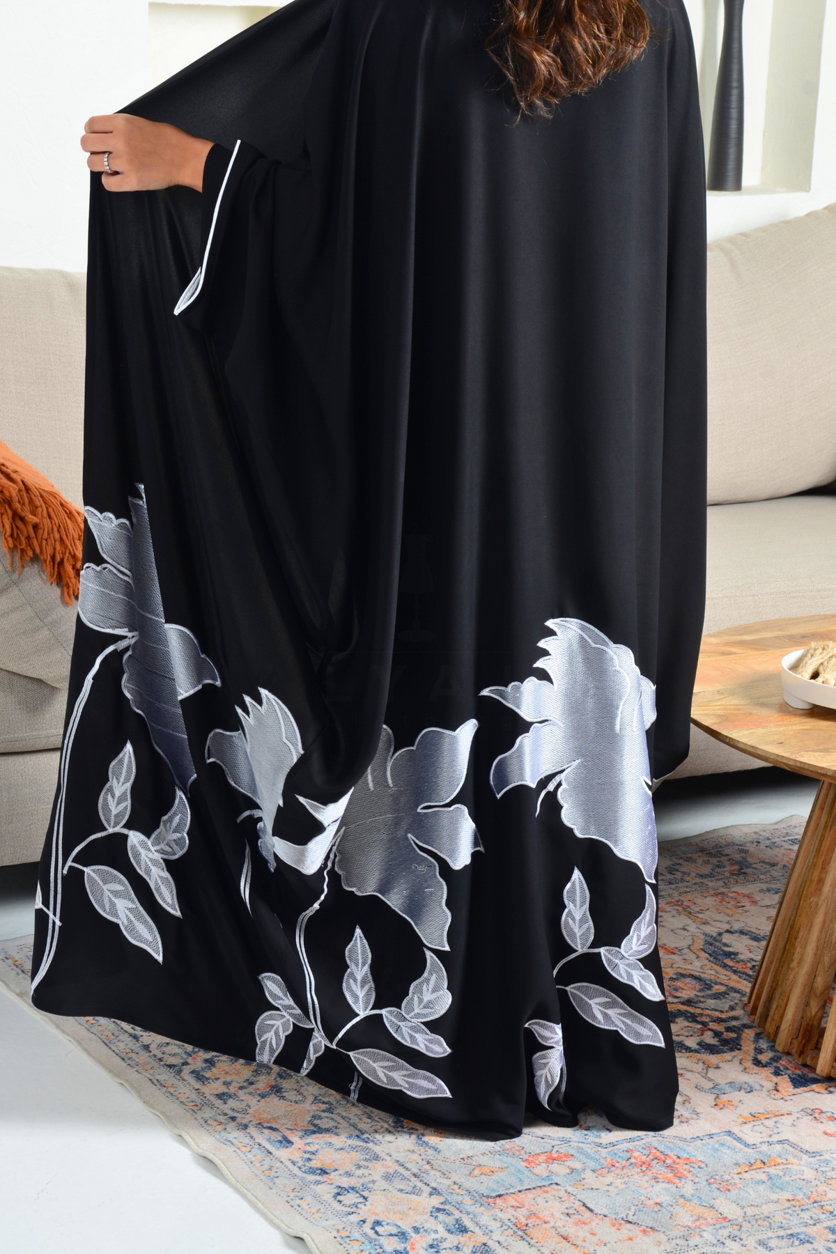 Abaya S205